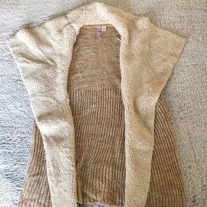 Knit and Sherpa vest!